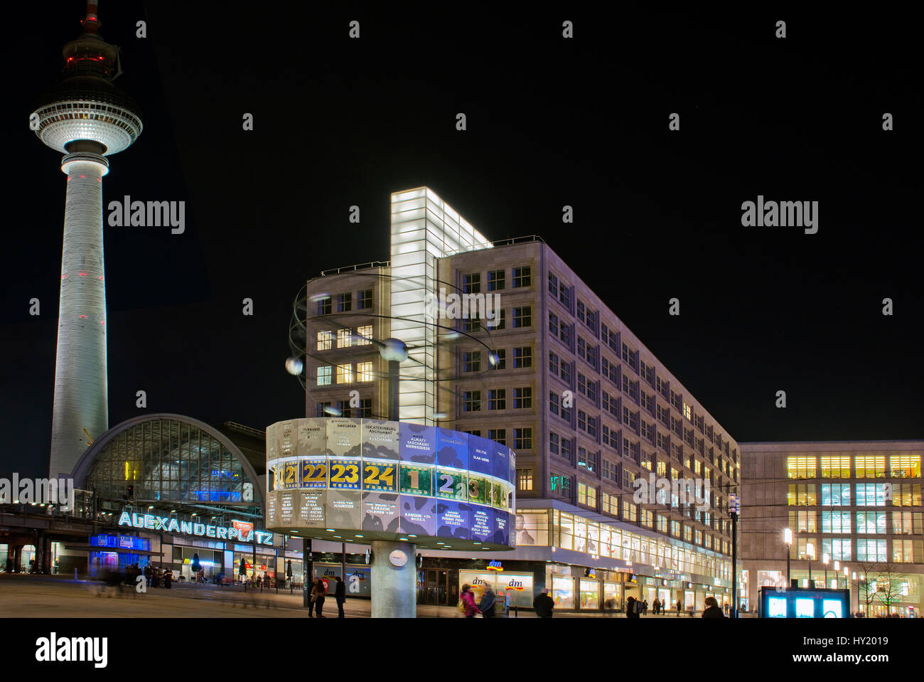 Urania-Weltzeituhr, Berlin, Nachtaufnahme Stockfoto