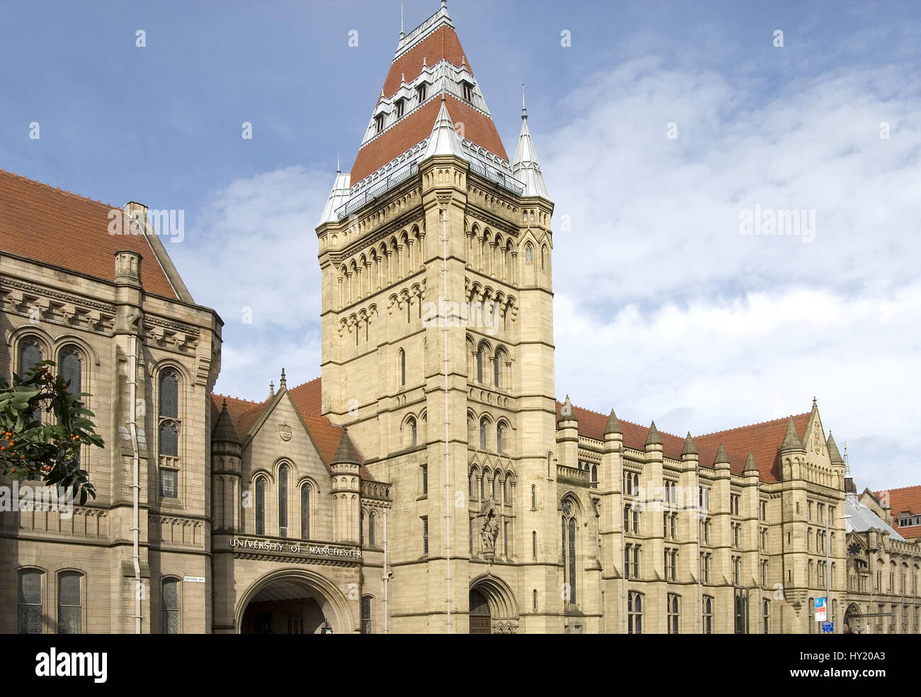 Viereck Altbau von der University of Manchester.  Das alte Viereck Gebaeude der University of Manchester. Stockfoto