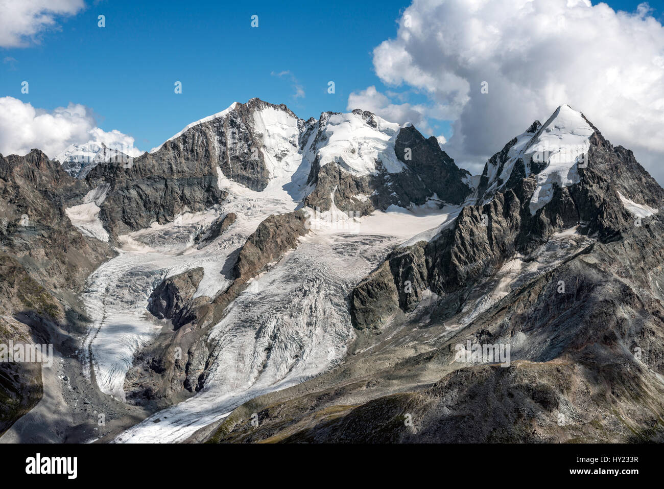 Piz Roseg, Sellagletscher Und Piz Bernina gesehen vom Piz Corvatsch Bergstation, Graubünden, Schweiz. | Piz Rosegg von der Corvatsch Korblift g Stockfoto