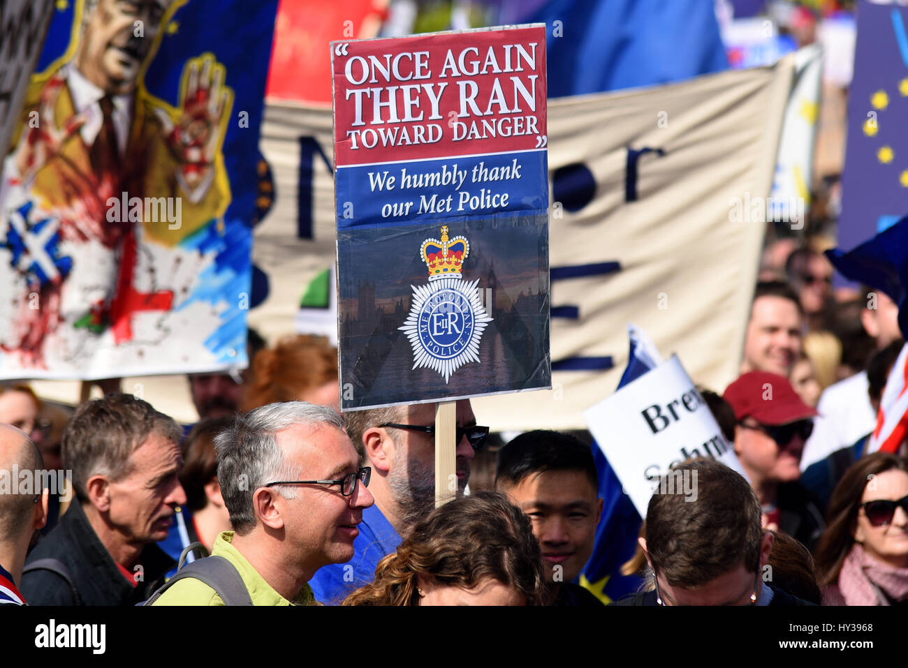 Vereinen Sie, denn Europa ein Protestmarsch war gegen die Unterzeichnung des Artikels 50 den Rückzug des Vereinigten Königreichs aus der Europäischen Union & Austritt in London auslösen Stockfoto