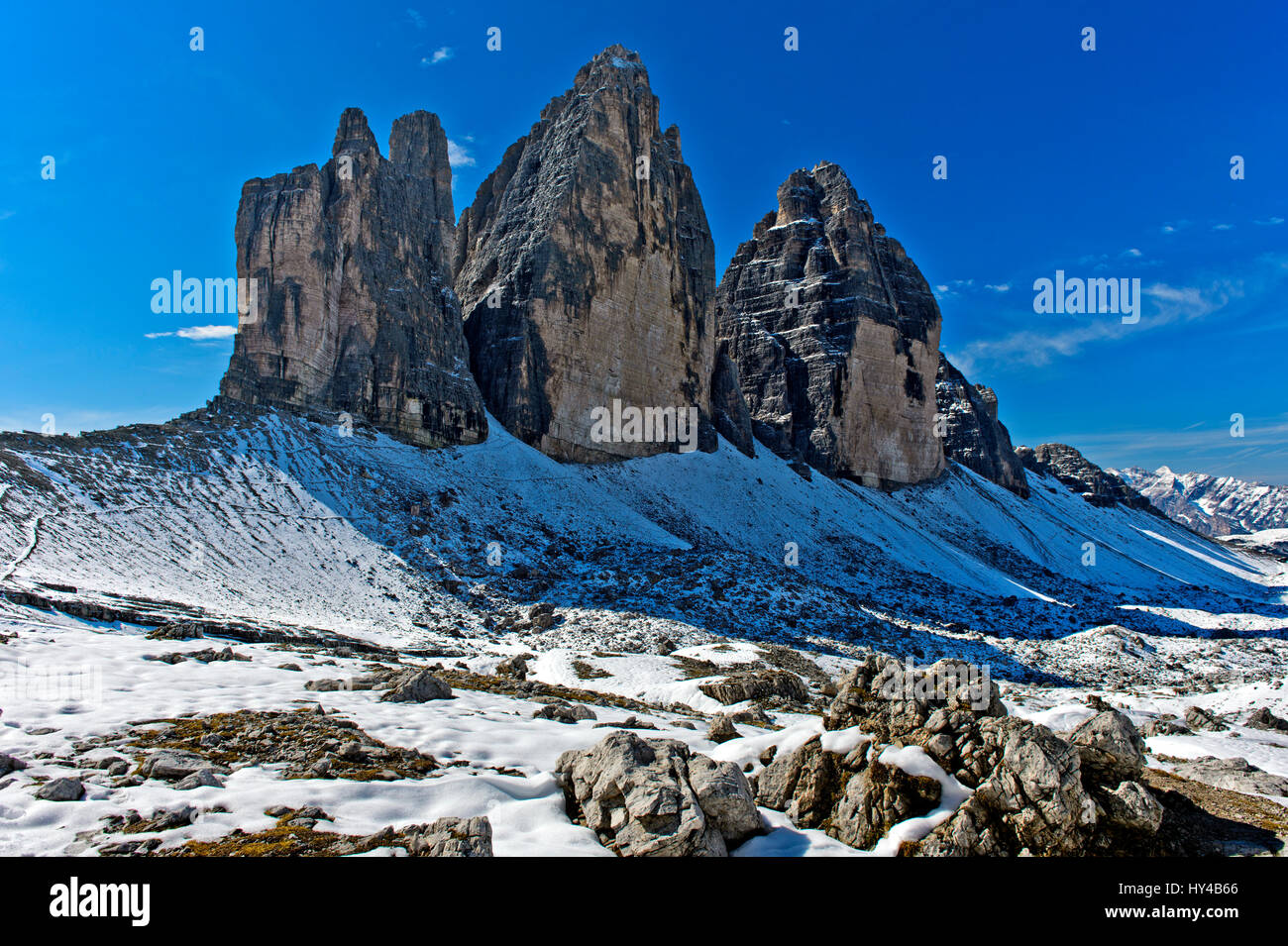 Wintereinbruch auf die drei Zinnen Berge, Tre Cime di Lavaredo, Drei Zinnen, Sextner Dolomiten, Südtirol, Trentino-Alto Adige, Italien Stockfoto