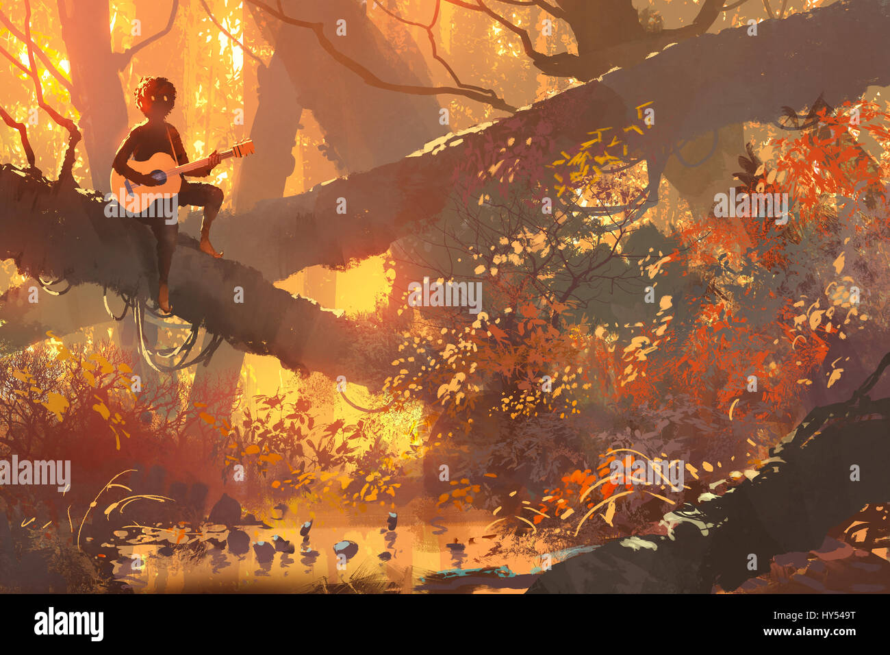 junger Mann mit Gitarre sitzt auf dem Baum im herbstlichen Wald, Illustration, Malerei Stockfoto