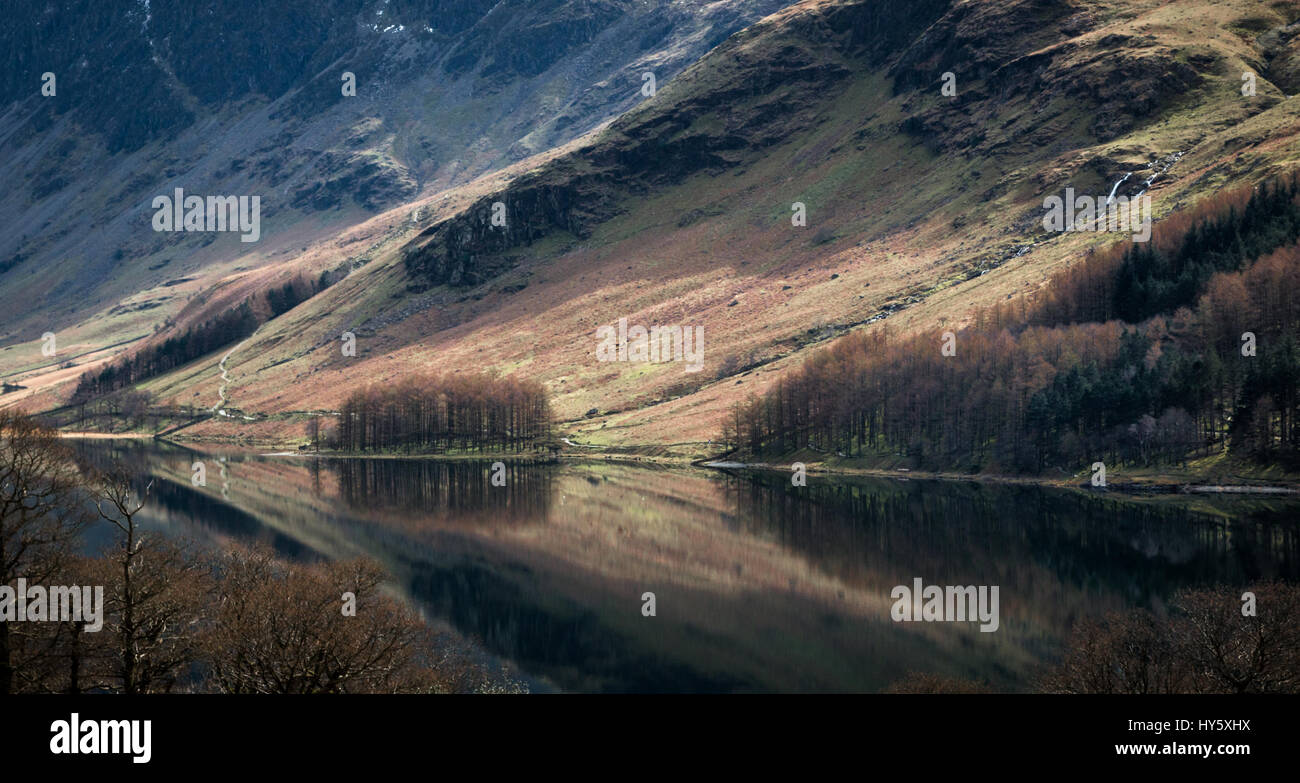 Grassmoor, Cumbria, mit leichten Abstauben von Schnee Stockfoto