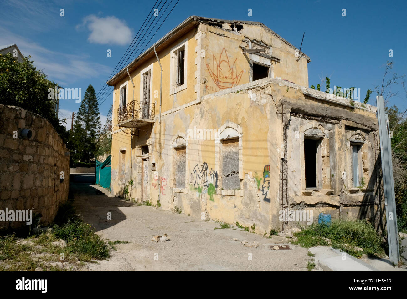 Verlassenes Haus in Altstadt Paphos, Republik Zypern Stockfoto