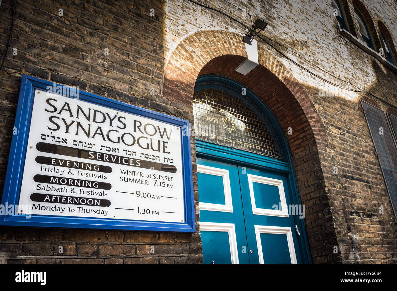 Sandys Zeile Synagoge ist eine historische Denkmalgeschützte Synagoge im East End von London, England, UK Stockfoto