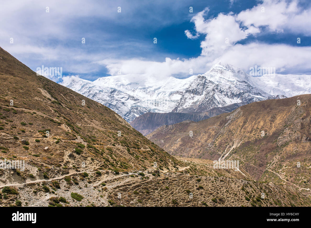 Schöne Berglandschaft am Annapurna Circuit Trekking im Himalaya, Nepal Stockfoto