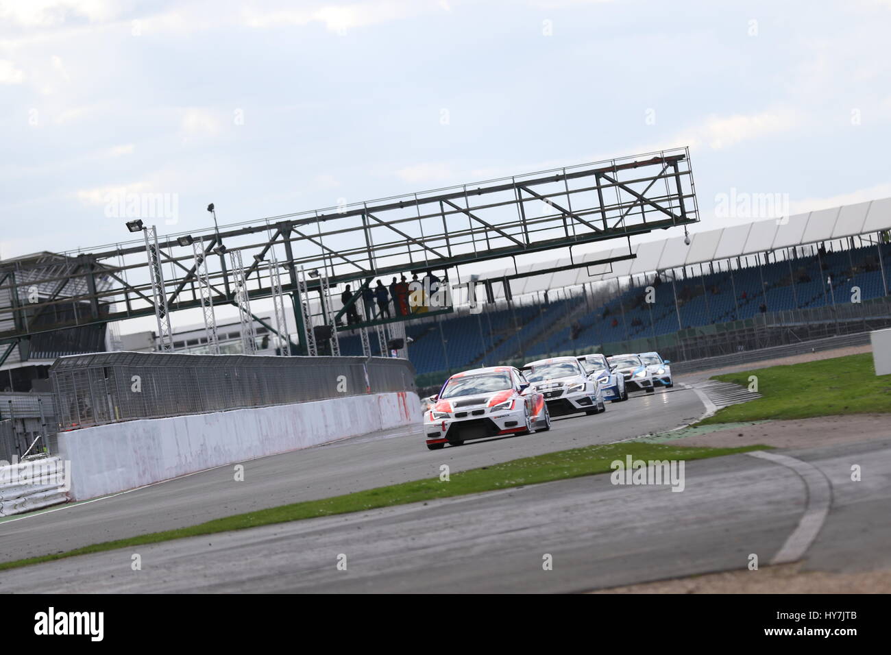 Tag des Rennens für den Hankook 24H Tourenwagen Ausdauer in Silverstone Stockfoto