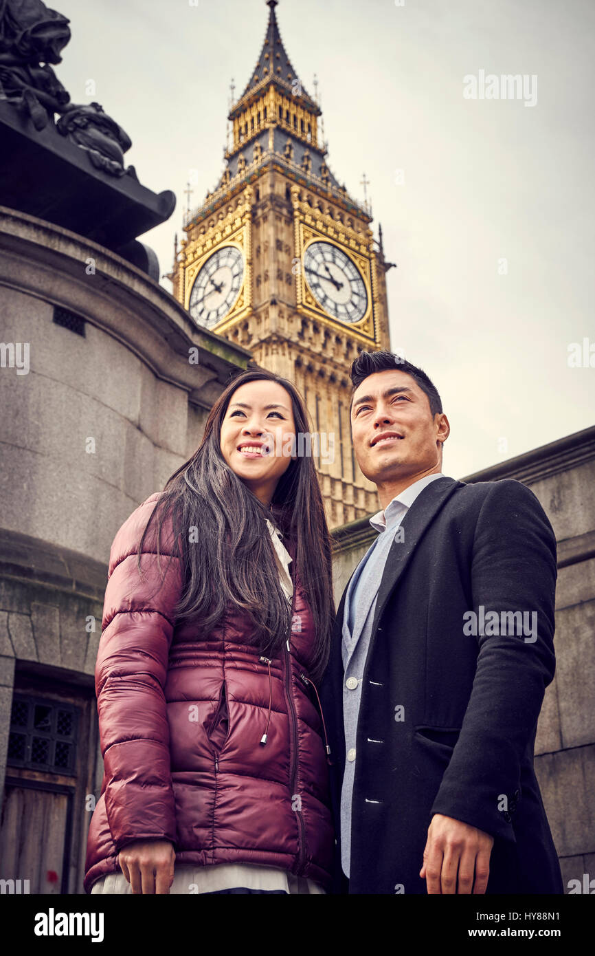 Eine junge japanische paar Sightseeing in London Stockfoto