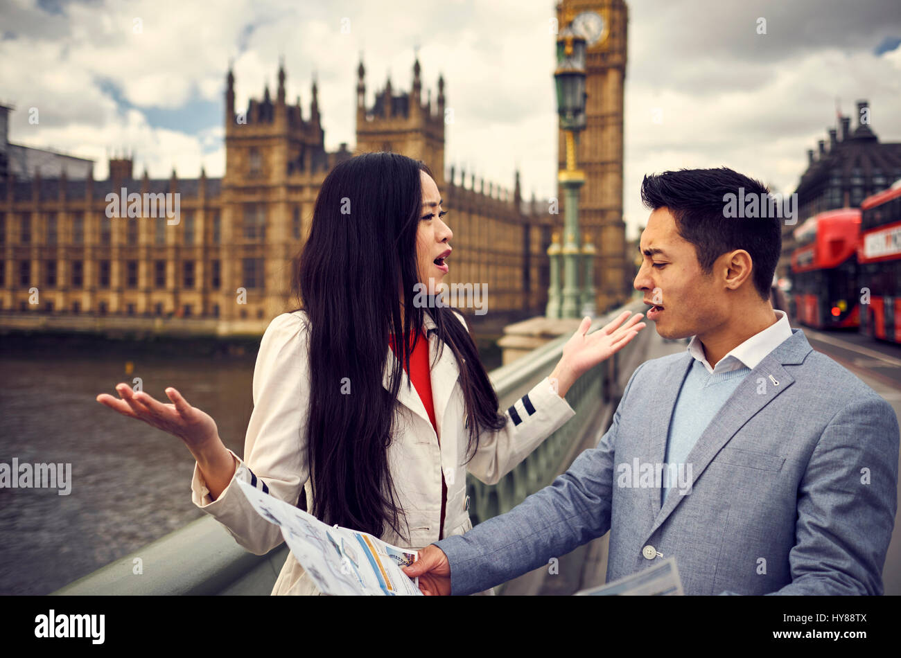 Eine junge japanische paar Sightseeing in London Stockfoto