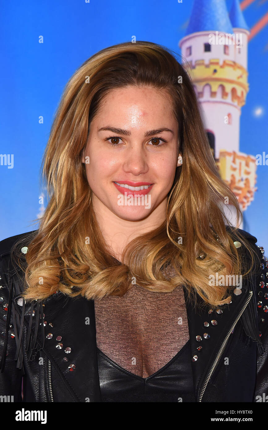 Berlin-Premiere von "Disney on Ice" im Velodrom. Mitwirkende: Angelina