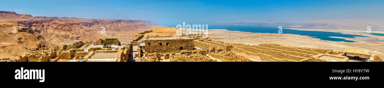 Ruinen der Festung Masada und Totes Meer Stockfoto