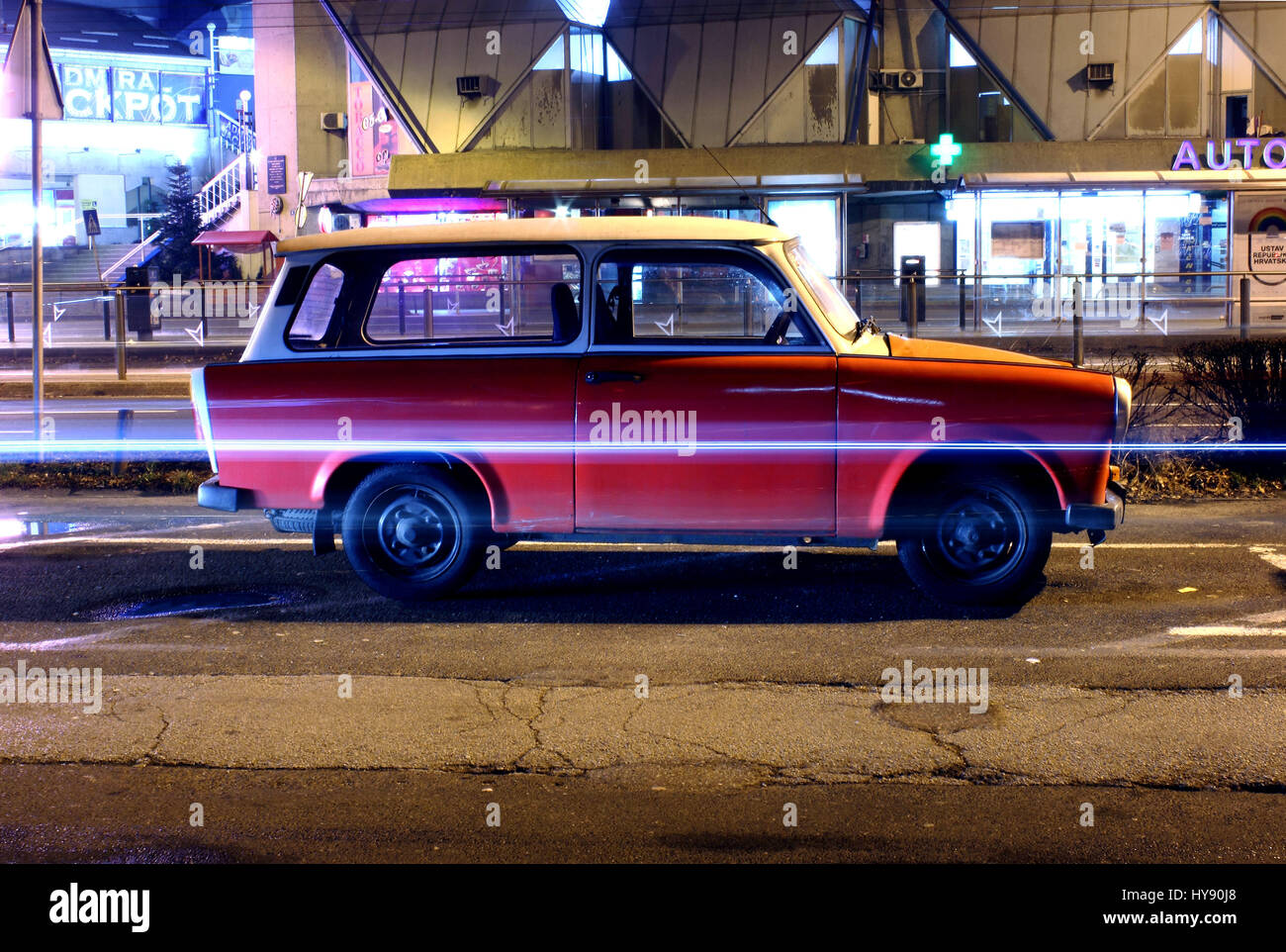 Trabant in der Nacht Stockfoto