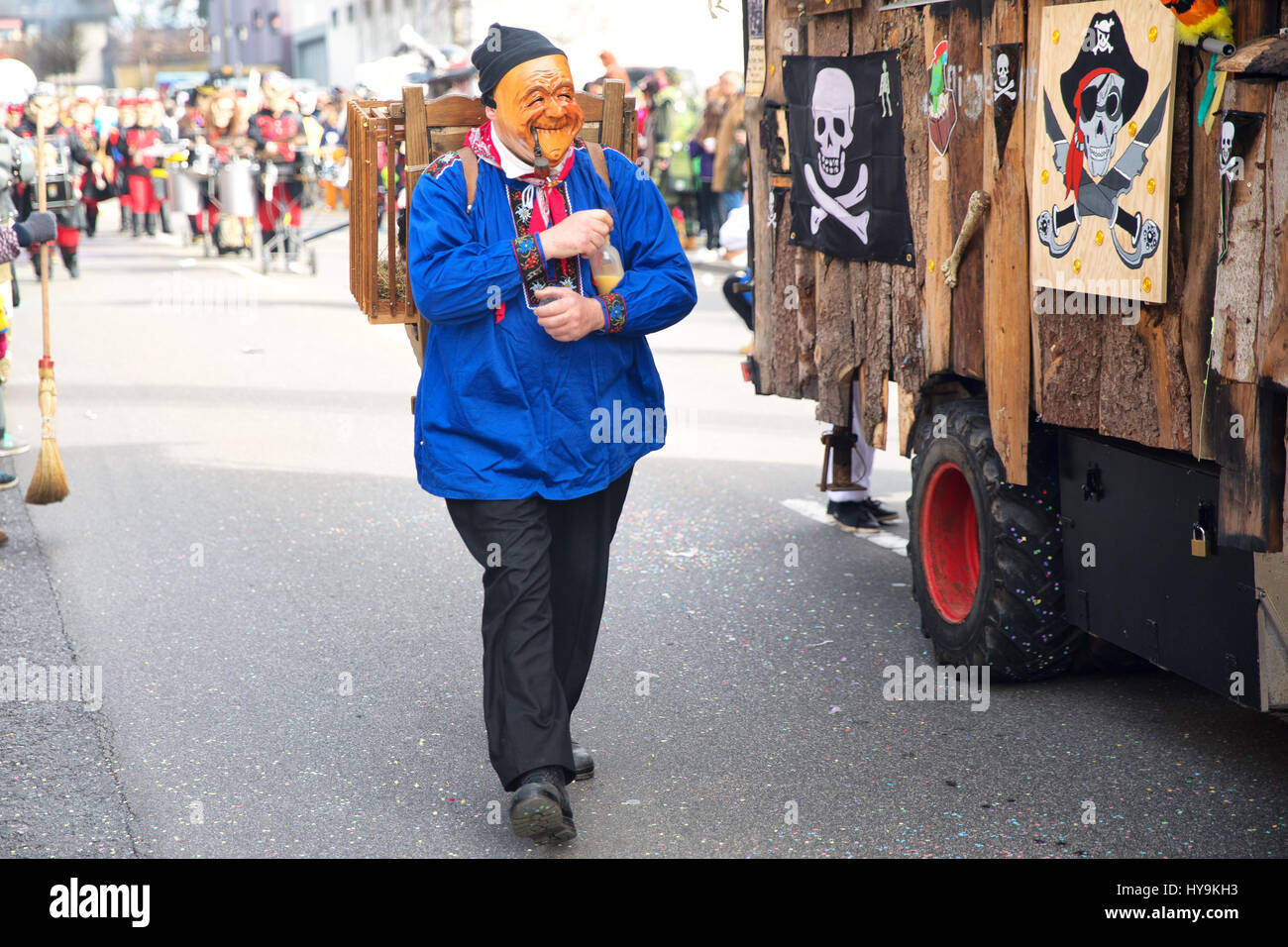 Traditionelle Karnevalsumzug Karneval Masken in Luzern, Schweiz. Stockfoto