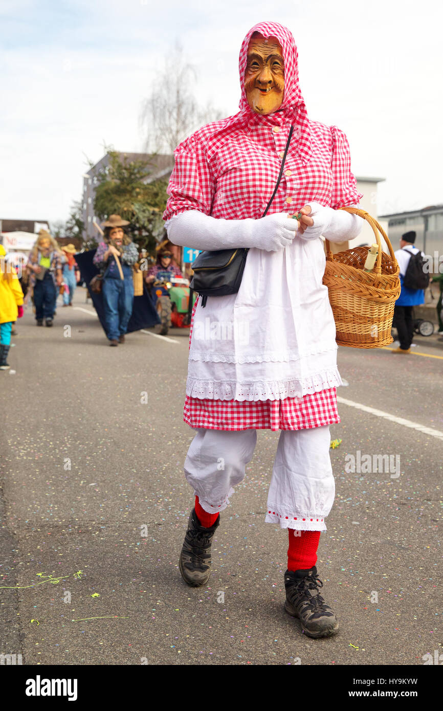 Traditionelle Karnevalsumzug Karneval Masken in Luzern, Schweiz. Stockfoto