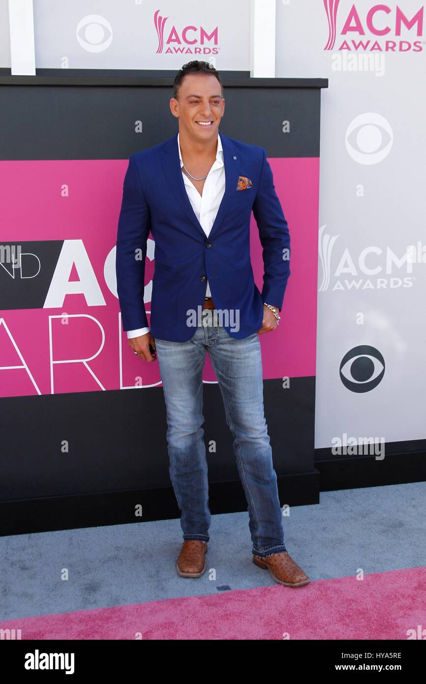 Las Vegas, NV, USA. 2. April 2017. Trent Tomlinson im Ankunftsbereich für 52. Academy of Country Music (ACM) Awards 2017 - Teil 3, T-Mobile Arena, Las Vegas, NV 2. April 2017. Bildnachweis: JA/Everett Collection/Alamy Live-Nachrichten Stockfoto