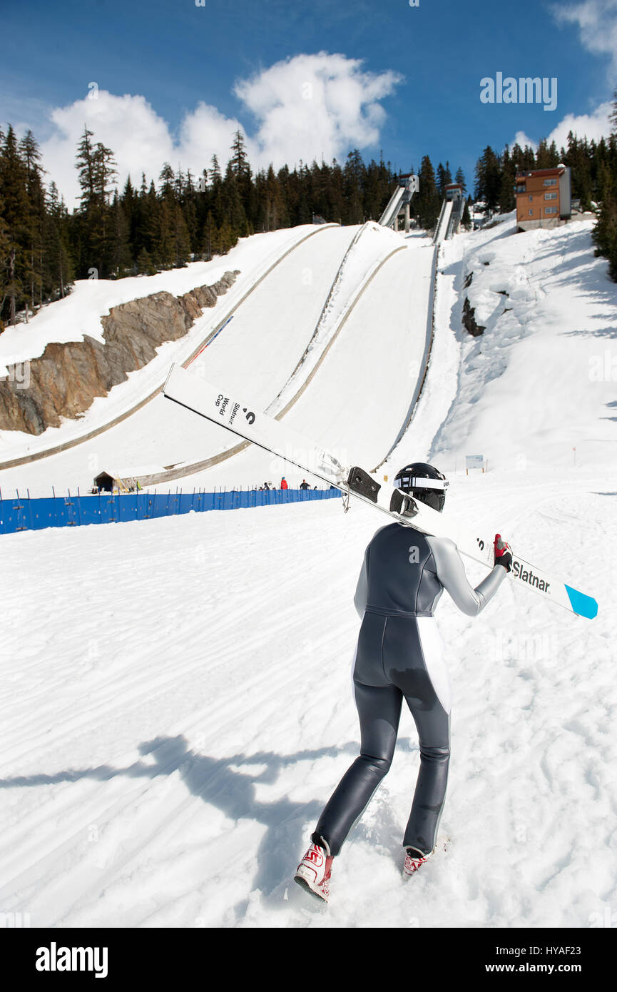 Eine Brücke geht es vorbei an den Sprungschanzen 2017 CDN-Meisterschaften.    Foto: David Bussard Stockfoto