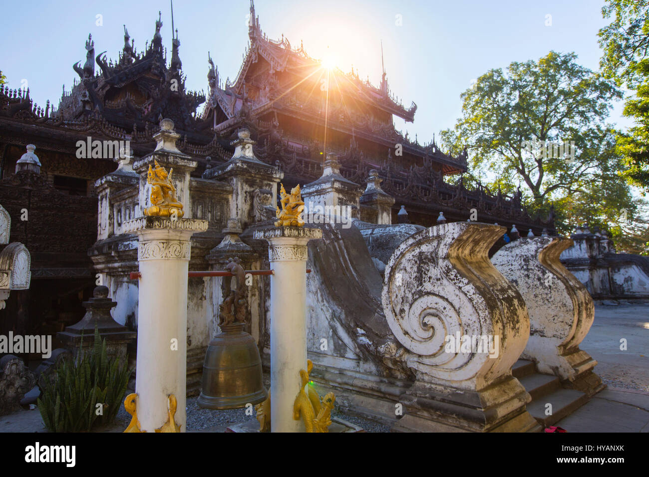 Golden Palace Kloster (Shwenandaw Kyaung), Mandalay in Myanmar (Burma) Stockfoto