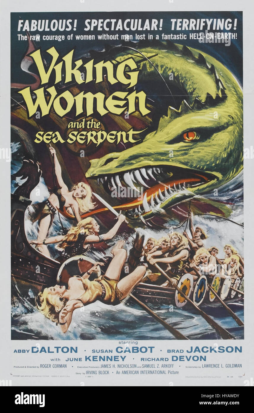 Dieses Poster zeigt eine Wikingerfrau mit einer Seeschlange, die aus der nordischen Mythologie stammt. Es betont die starke, mythologische Verbindung zwischen Wikinger und ihren Legenden im Meer und hebt die Rolle einer Kriegerin in der nordischen Kultur hervor. Stockfoto