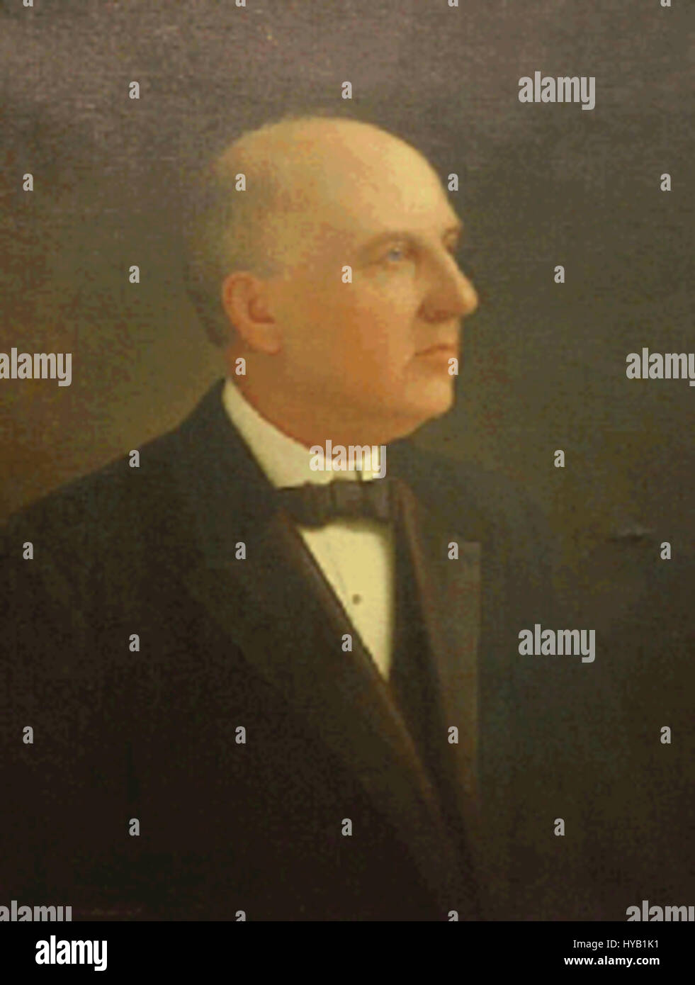 Ebetunnell ist ein Begriff, der mit einem bestimmten Tunneltyp zusammenhängt, der häufig in der Konstruktion und Konstruktion verwendet wird. Sie bezieht sich auf die Auslegung und den Aufbau von Tunneln, die einzigartige Merkmale für bestimmte Verwendungszwecke oder geologische Bedingungen aufweisen. Stockfoto