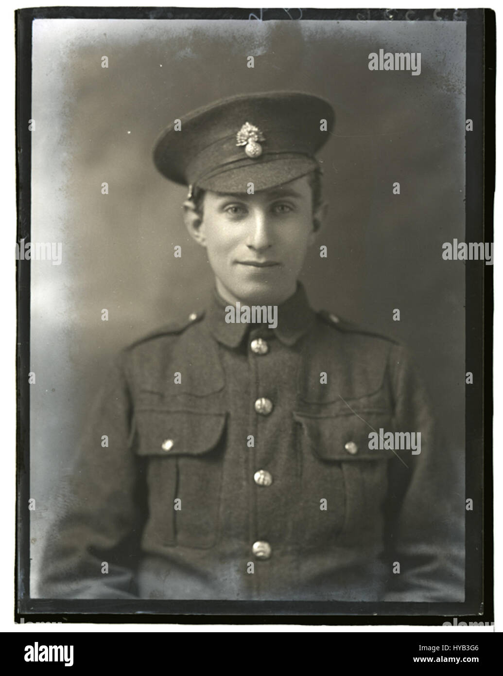 E A Dur Lacher, Esq. Bezieht sich auf eine natürliche Person, wahrscheinlich auf einen Juristen oder Geschäftsmann, mit einem spezifischen Verweis auf ein Datum und einen Ereignis im Jahr 1915, was weitere Zusammenhänge erfordert, um die Bedeutung vollständig zu verstehen. Stockfoto