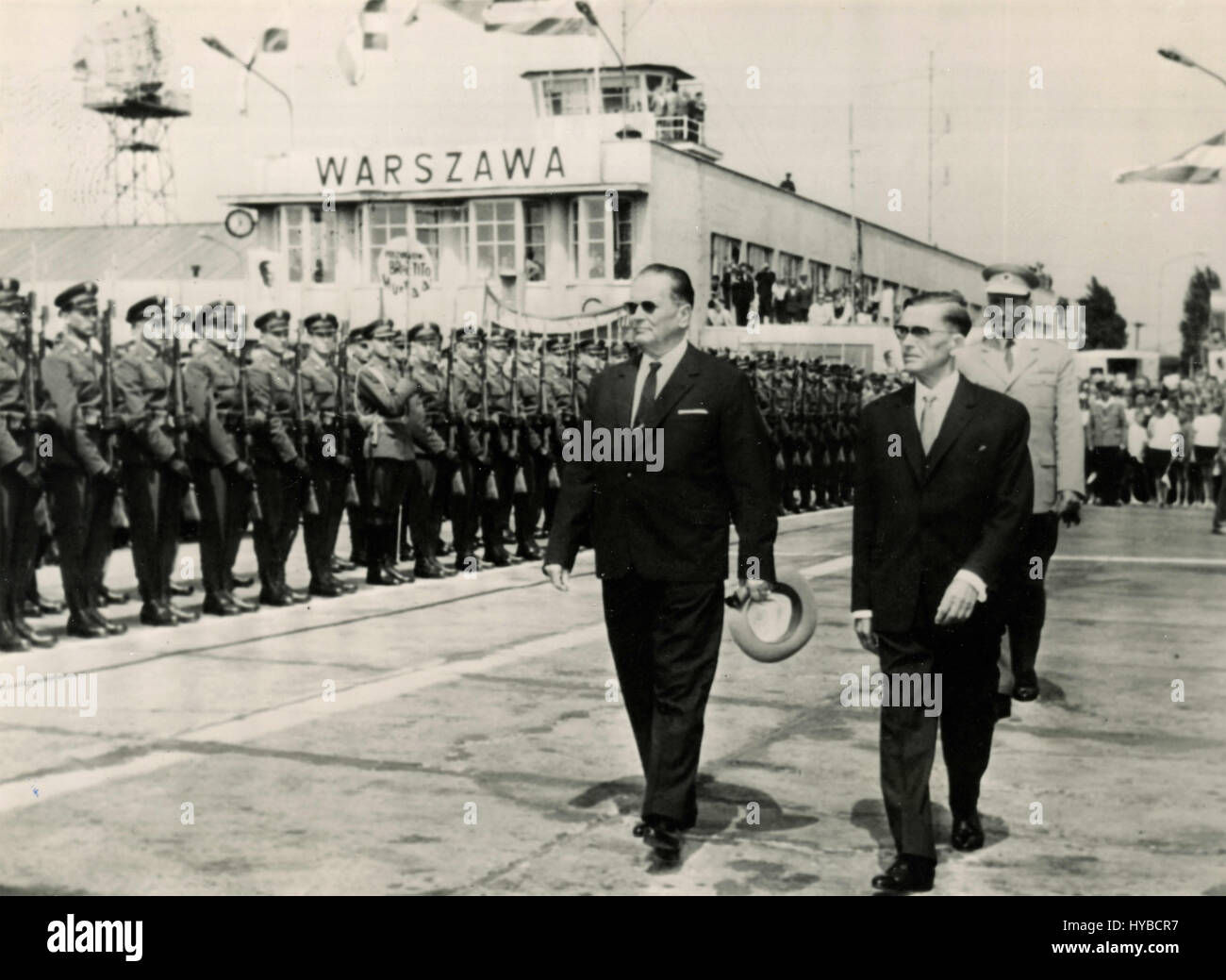 Präsident von Jugoslawien Josip Broz Tito und Vorsitzender des Polen Aleksander Zawadzki, Warschau, Polen Stockfoto