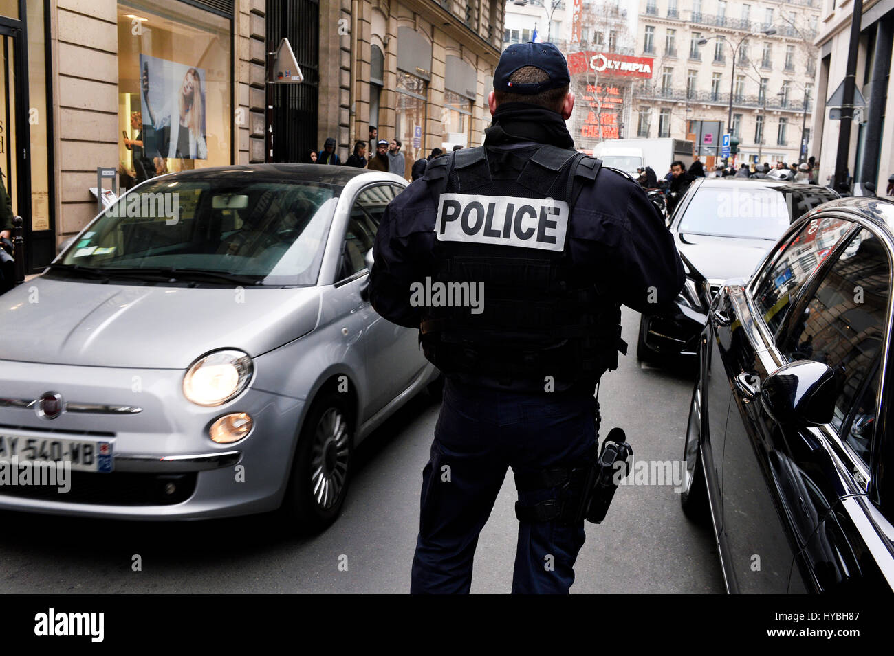 Streife auf der Paris Fashion Week, Paris, Frankreich Stockfoto