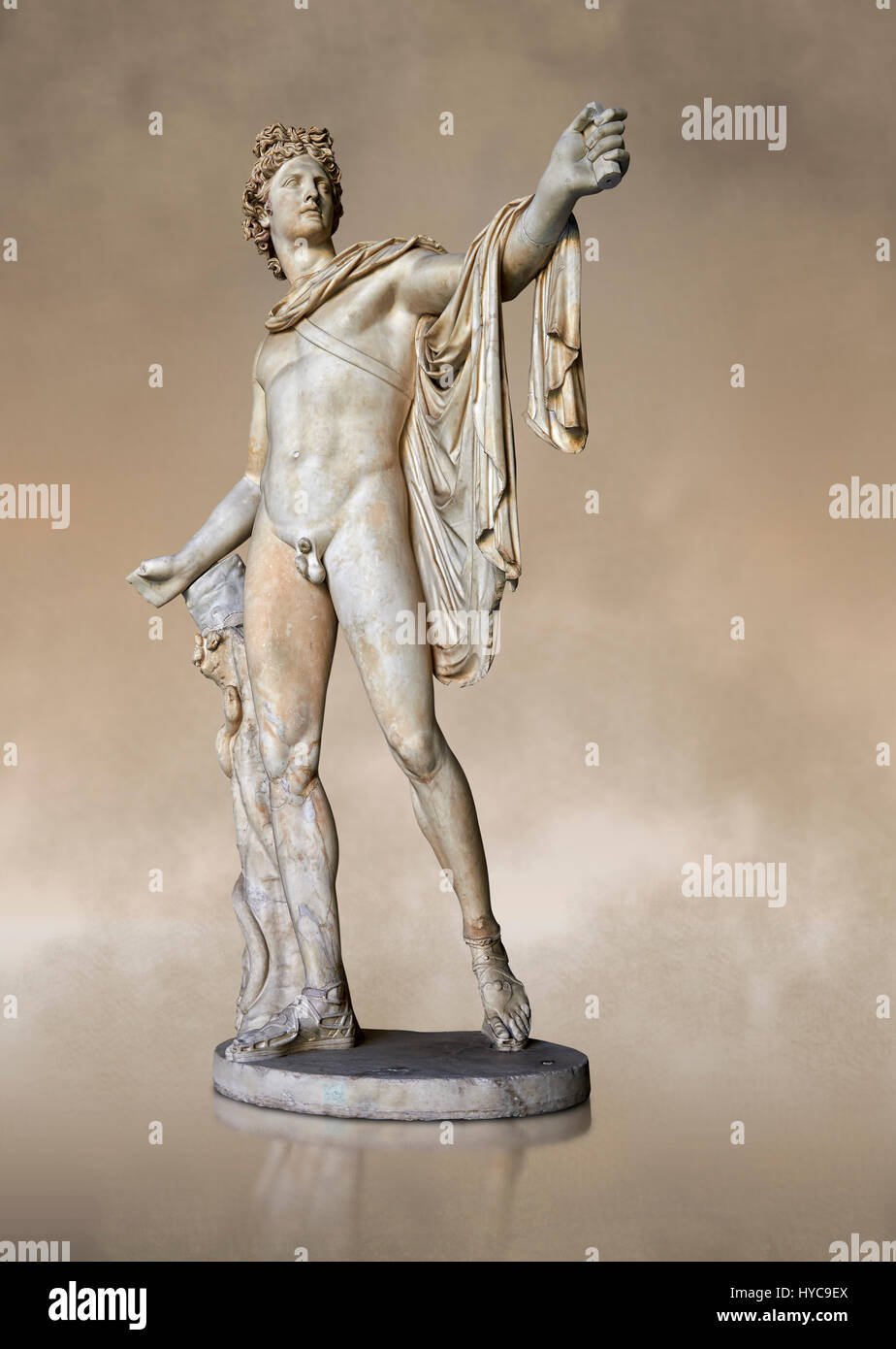 Drei Viertel auf ein 2. Jahrhundert n. Chr. römische Statue des Apollo, bekannt als die Belvederre Apollo. Die Apollo-Statue hatte ursprünglich einen Bogen in seiner linken hand Stockfoto