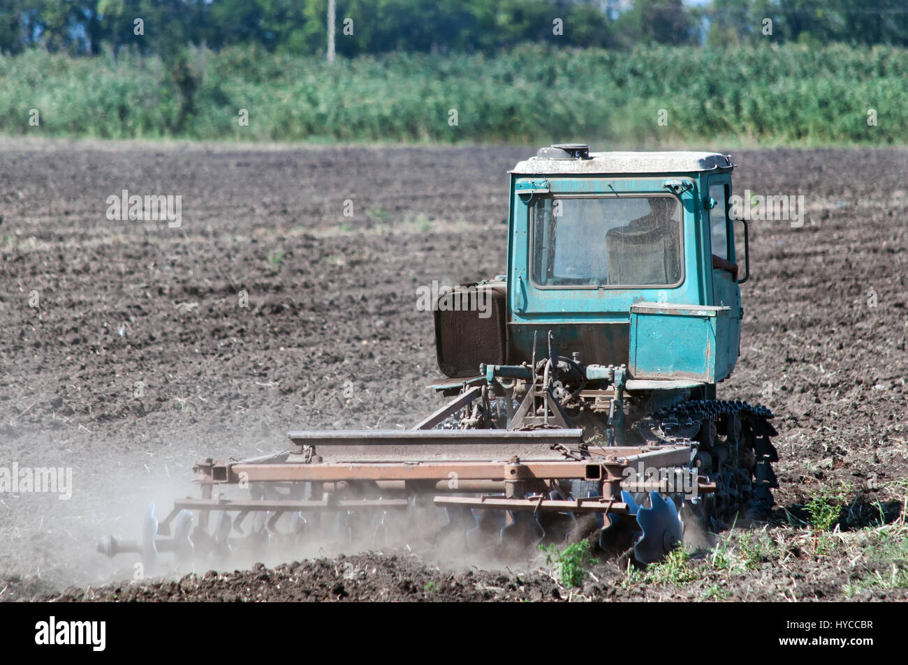 Traktor DT-75, Rostow am Don, Russland, 23. August 2015 Stockfoto