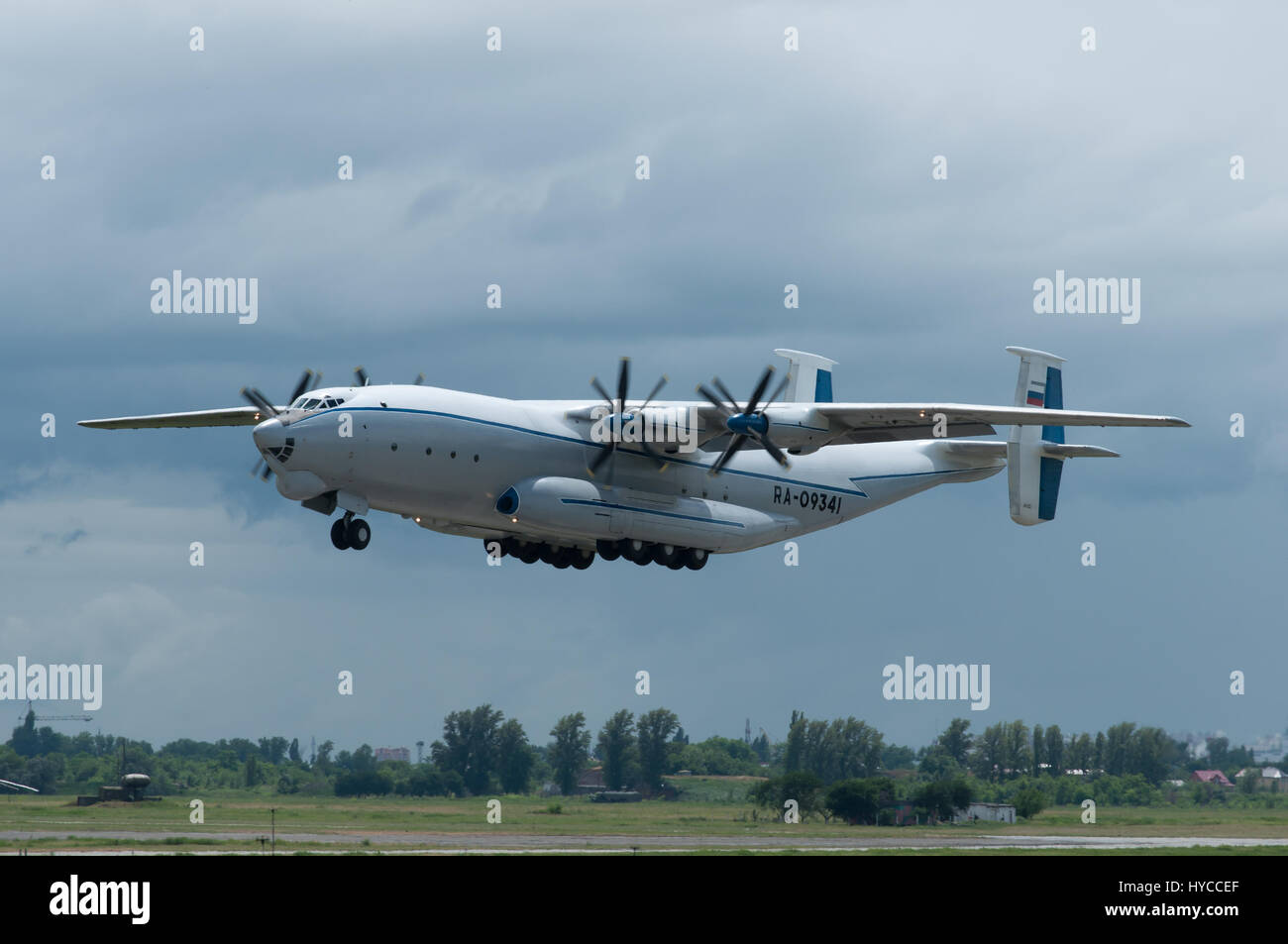 Schwere Transportflugzeuge ein 22A Antey, Rostow am Don, Russland, 4. Juni 2013 Stockfoto