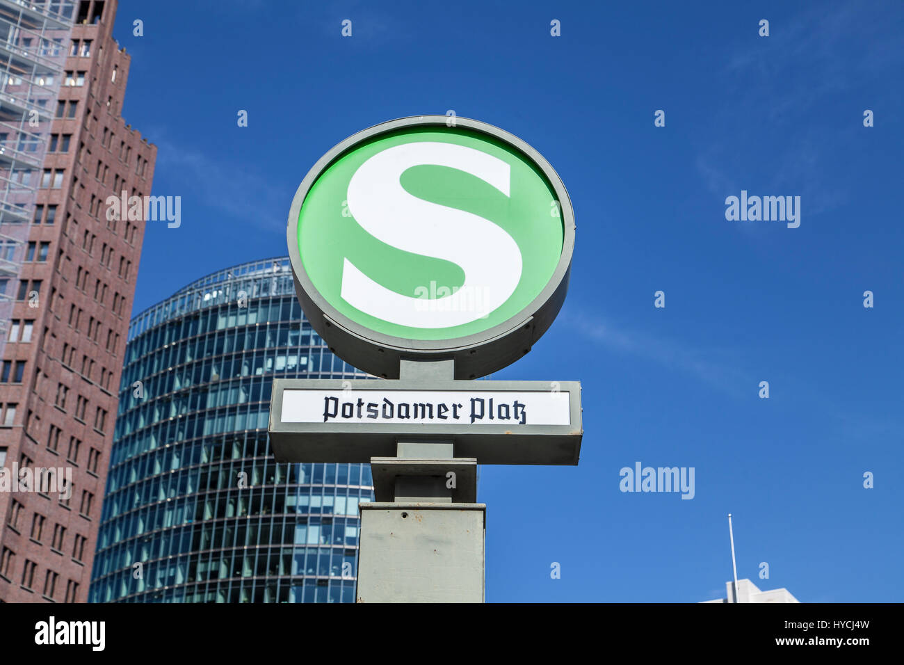 S-Bahn Station am Potsdamer Platz in Berlin Stockfoto