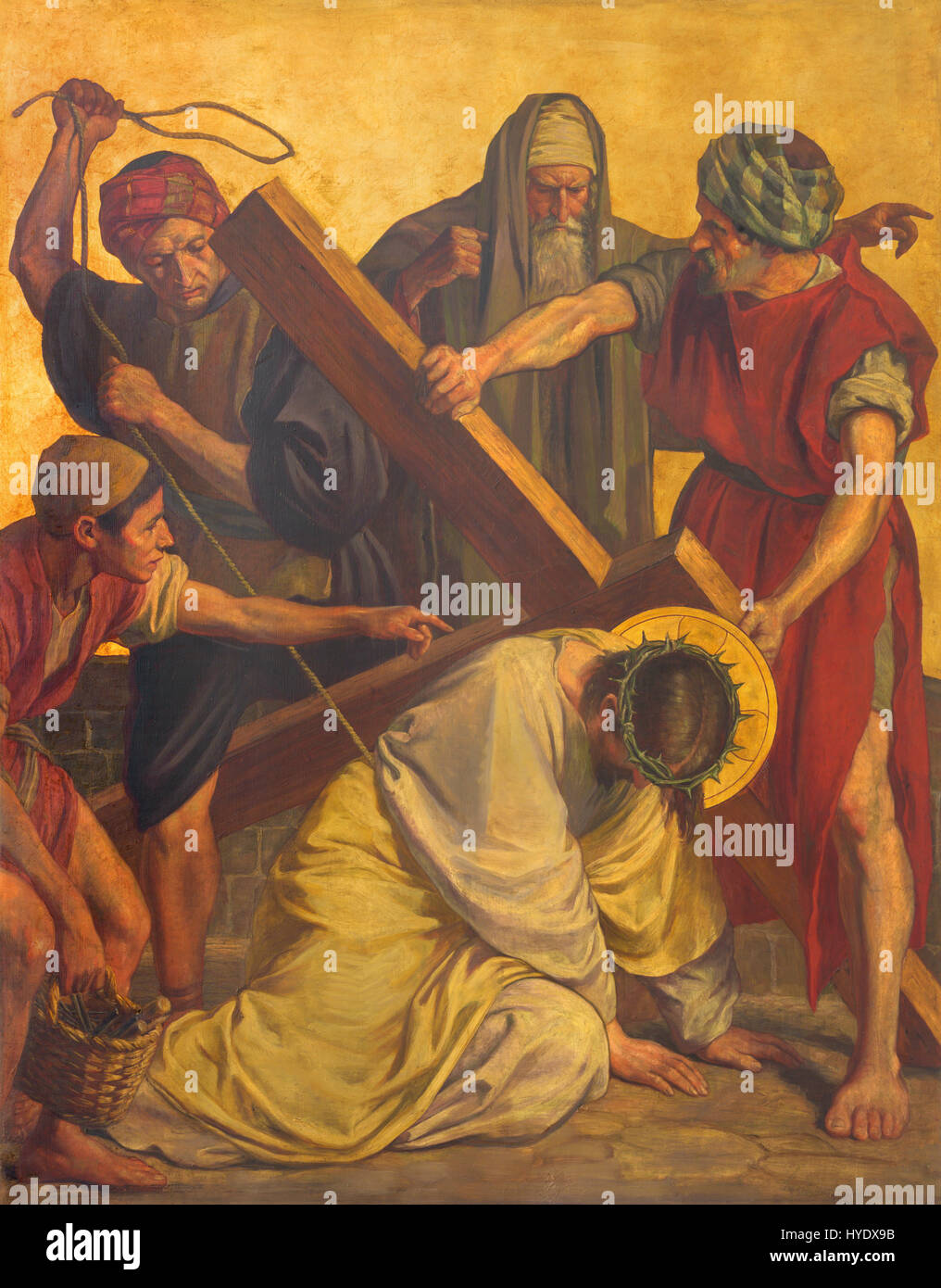 BERLIN, Deutschland, Februar - 16, 2017: Der Lack auf der Metallplatte - Jesus fallen unter Kreuz in der Kirche St. Matthäus von Philipp Schumacher Stockfoto