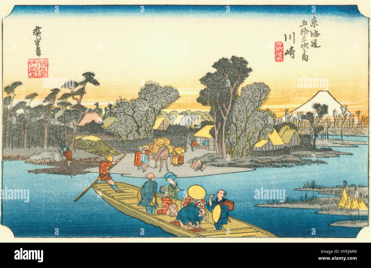 Dieser Holzschnitt von Hiroshige mit dem Titel „Kawasaki“ ist Teil seiner berühmten Serie „53 Stationen der Tōkaidō“. Es zeigt die Landschaft und das pulsierende Leben in Kawasaki, einer wichtigen Station an der alten Tōkaidō-Straße in Japan. Stockfoto