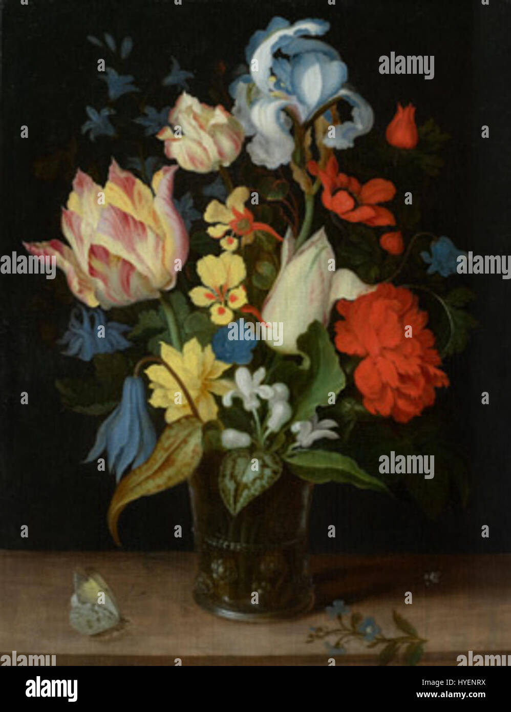 "Blumen in einer Glasvase auf einem Tisch mit Schmetterling" von Johannes van der Ast, Öl auf Holz, 30,6 x 23 cm Stockfoto