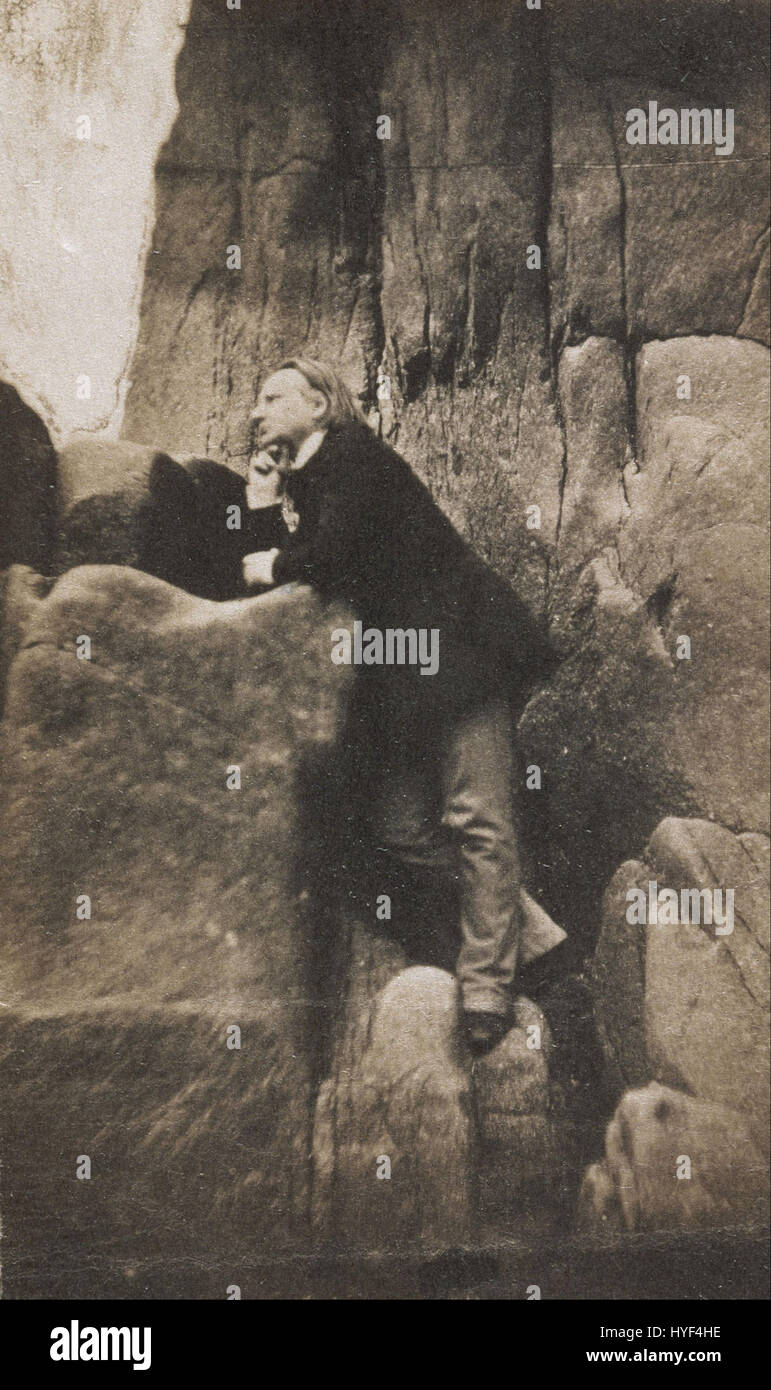 Diese Darstellung von Charles Hugo zeigt seinen Vater Victor Hugo während seines Exils auf dem Felsen der Exilanten. Es erfasst die Einsamkeit und Reflexion des Dichters während seiner Zeit der politischen Verbannung. Stockfoto