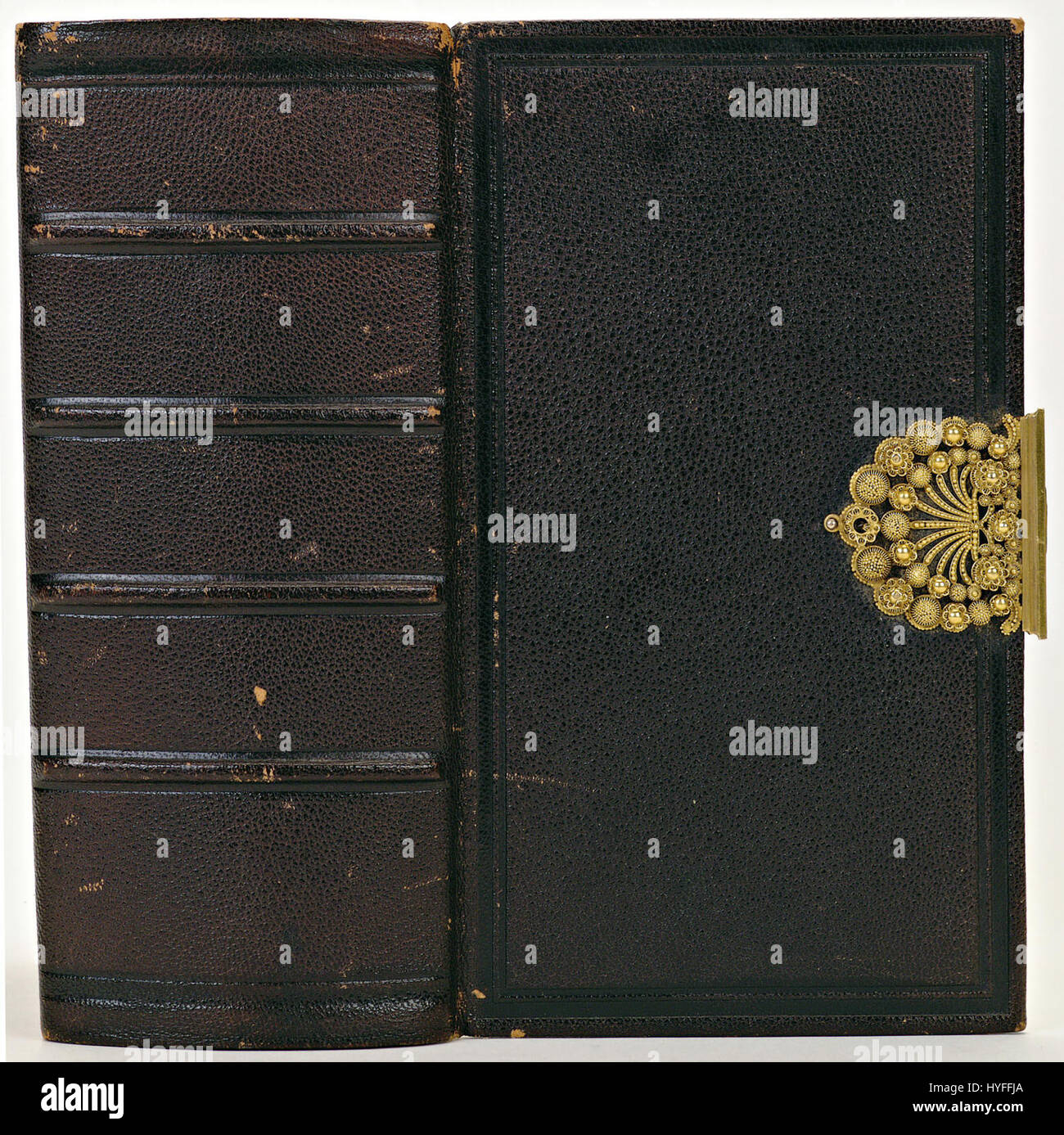 Die „Band van Paars segrijn“ ist wahrscheinlich ein Verweis auf ein dekoratives oder symbolisches Stück, möglicherweise von kultureller oder historischer Bedeutung, möglicherweise in Bezug auf violette oder violette Farben in traditioneller Kleidung oder Artefakten. Stockfoto