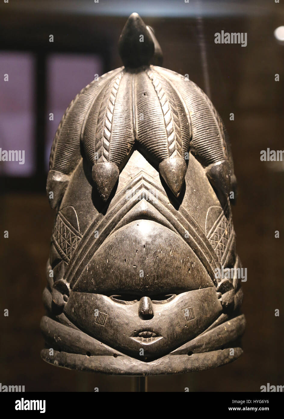 Sowei Helm Maske für weibliche Ritualtänze. Mende, Sierra Leone. Liberia. Anfang des 20. Jahrhunderts. Holz geschnitzt, Stockfoto