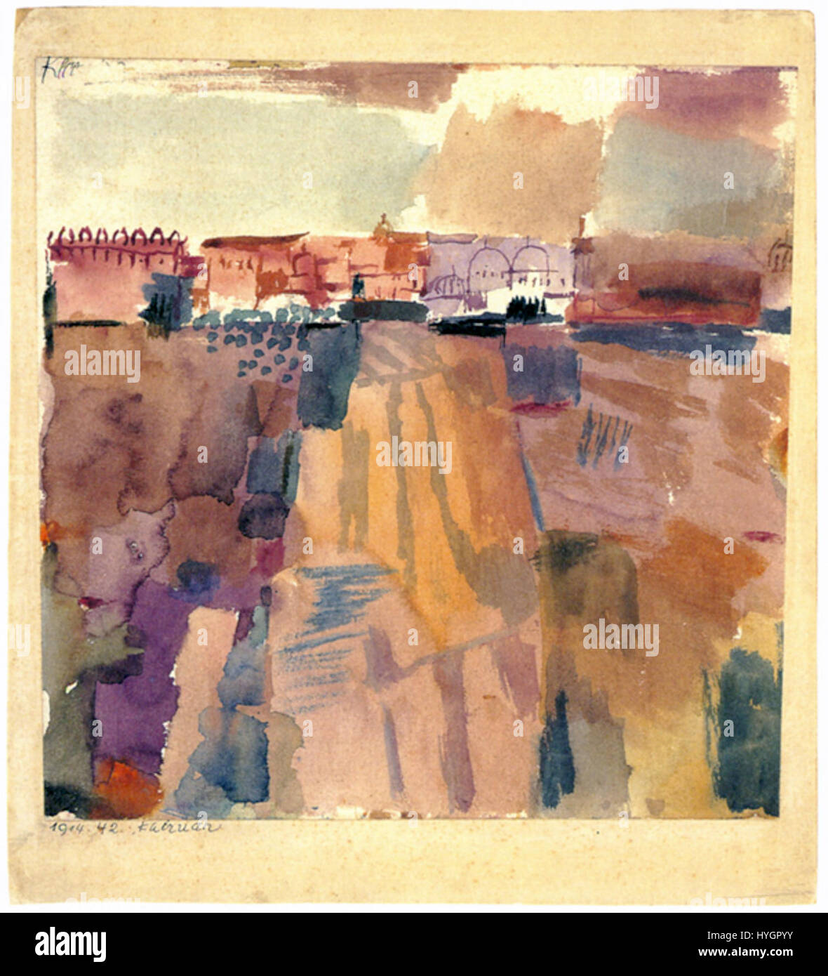 Paul Klees „Kairuan“ (1914) fängt das Wesen der antiken Stadt Tunesiens mit modernistischer Linse ein. Das Gemälde verbindet Klees charakteristische Verwendung von Abstraktion und geometrischen Formen und spiegelt seine Erforschung weit entfernter Orte wider. Stockfoto