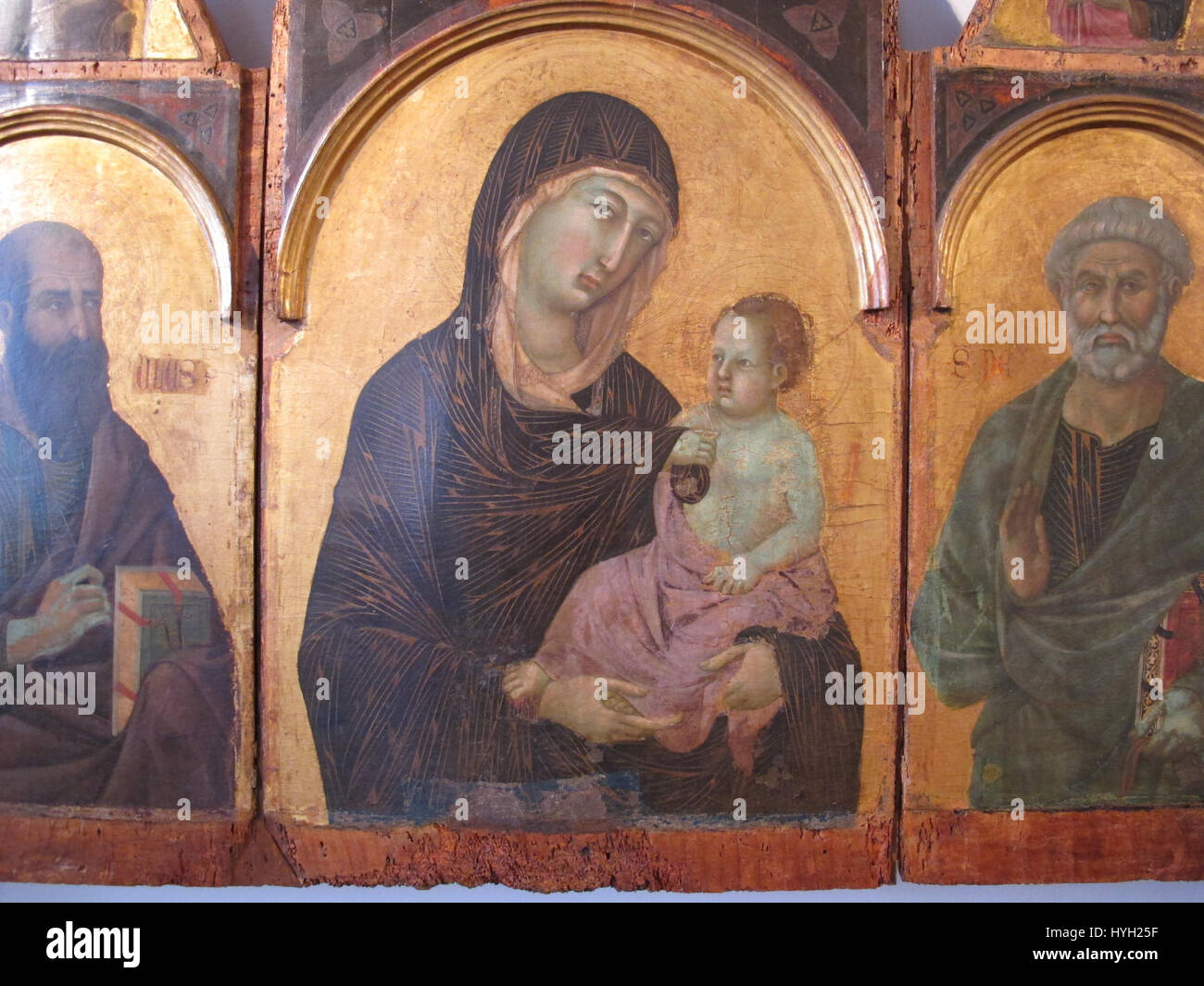 Duccio di Buoninsegna, Madonna Col Bambino e Santi 02 Stockfotografie ...