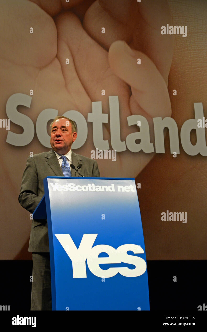 Schottlands erster Minister Alex Salmond anlässlich der Konferenz ja Schottland für internationale Medien Stockfoto