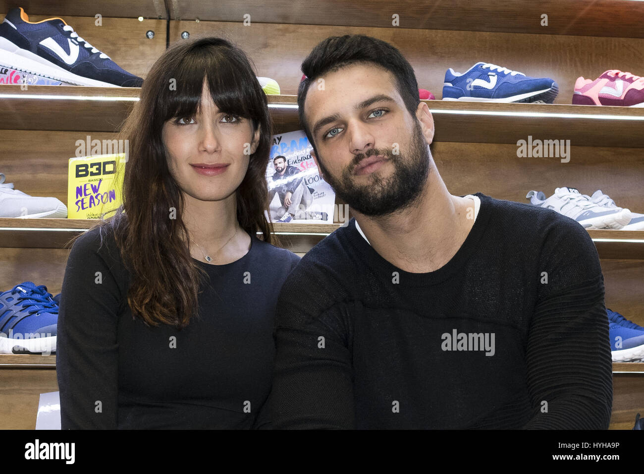 Jesus Castro und Ana Albadalejo besuchen MOMAD Schuhe Messe Ifema Featuring: Jesus Castro, Ana Albadalejo Where: Madrid, Spanien: 4. März 2017 Stockfoto