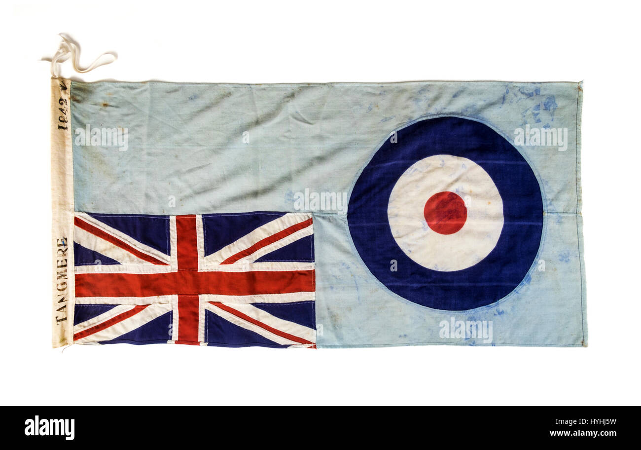 Original WW2 Station Fahne Flagge für die RAF Tangmere, berühmt für seine Rolle in der Schlacht um England. Douglas Bader und Johnie Johnson waren hier stationiert. Stockfoto