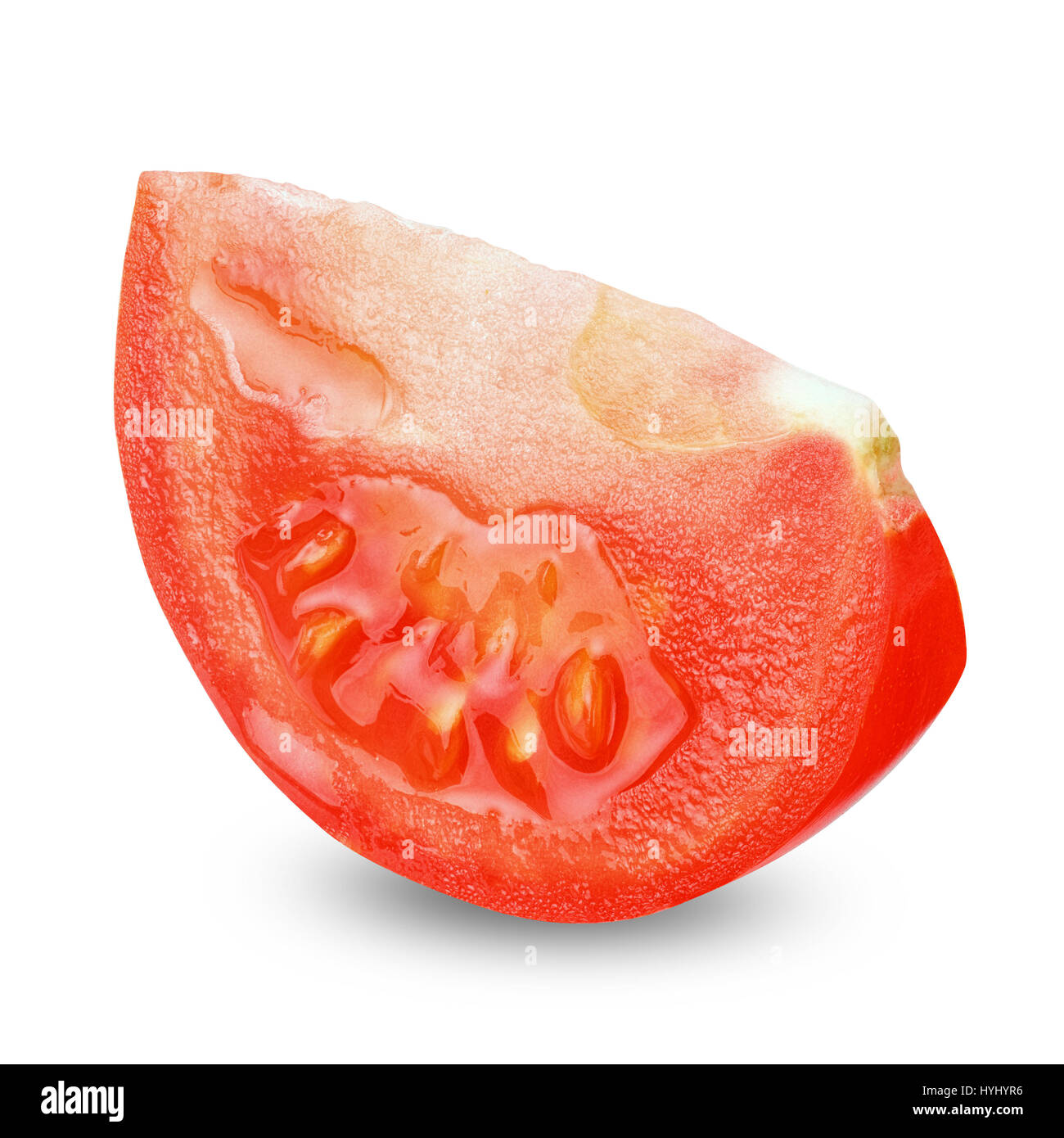 Isoliert mit Beschneidungspfad Tomaten in Scheiben schneiden Stockfoto