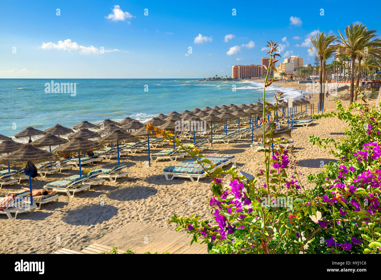 Strand in Benalmadena. Malaga Provinz, Costa Del Sol, Andalusien, Spanien Stockfoto