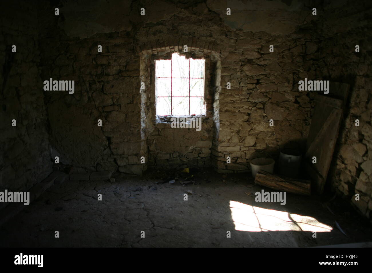 Fenster in der alten Ruine Stockfoto