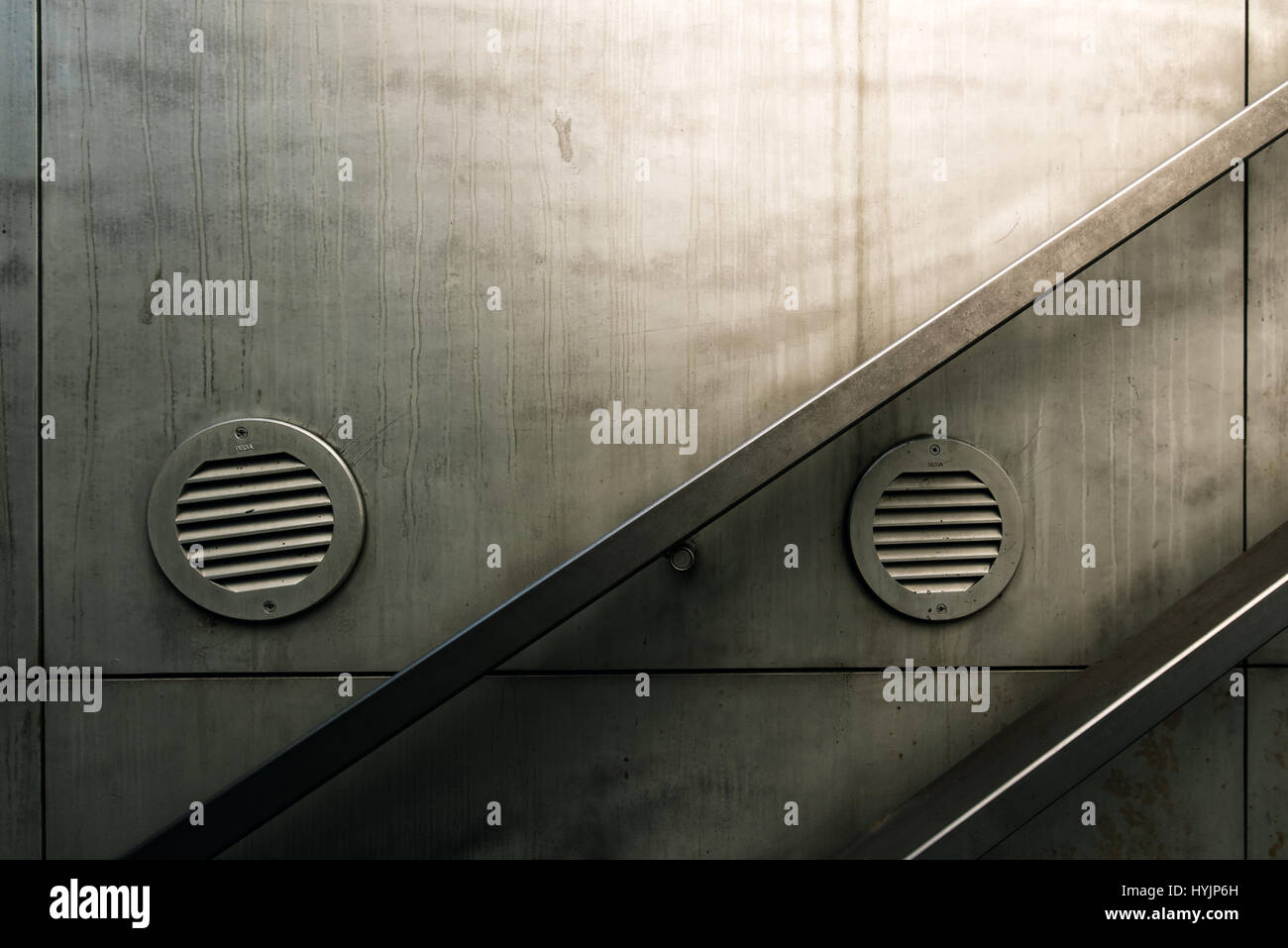 Urbane Treppe Handlauf, Detail aus Straße Unterführung Weg Stockfoto