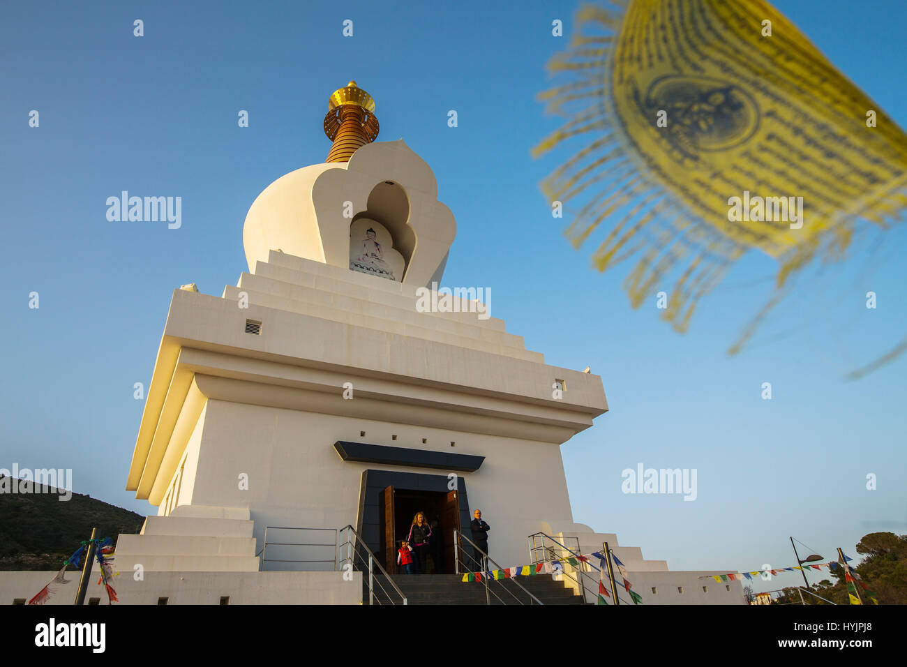 Die buddhistische Erleuchtung Stupa, Benalmadena Pueblo. Provinz Malaga Costa del Sol Andalusien Südspanien, Europa Stockfoto