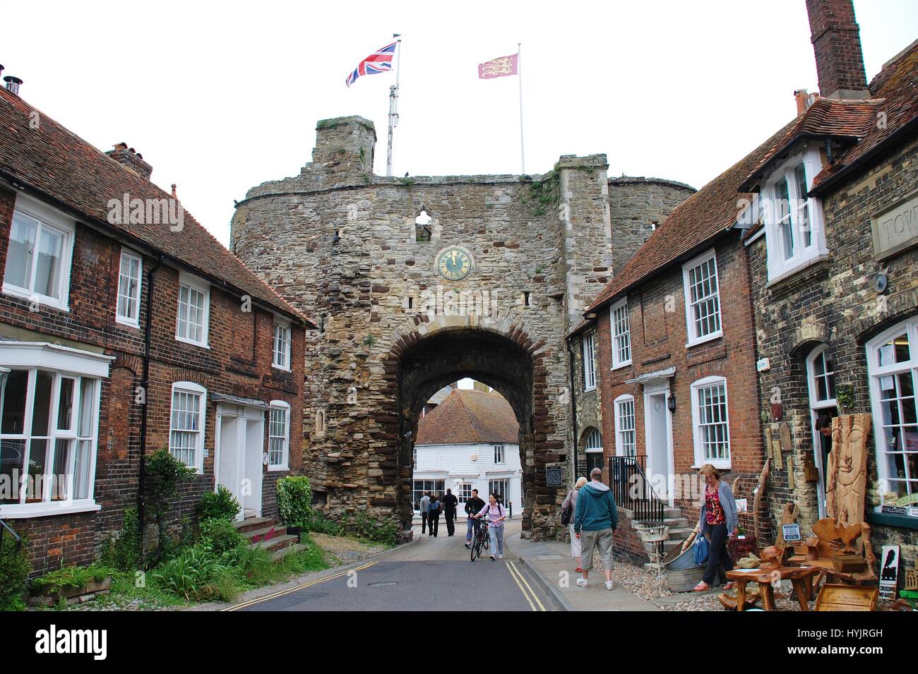 Die historischen Landgate bei Roggen in East Sussex, England. Es entstand im Jahre 1329 gegen französische Angriffe auf die Stadt zu verteidigen. Stockfoto