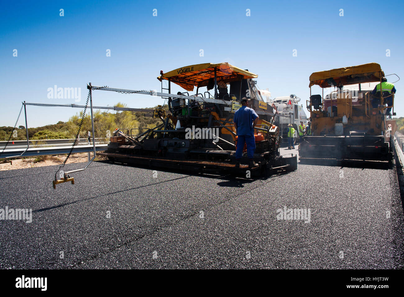 Flurförderzeug Verlegung Asphalt unterwegs im Bau. Andalusien Spanien, Europa Stockfoto
