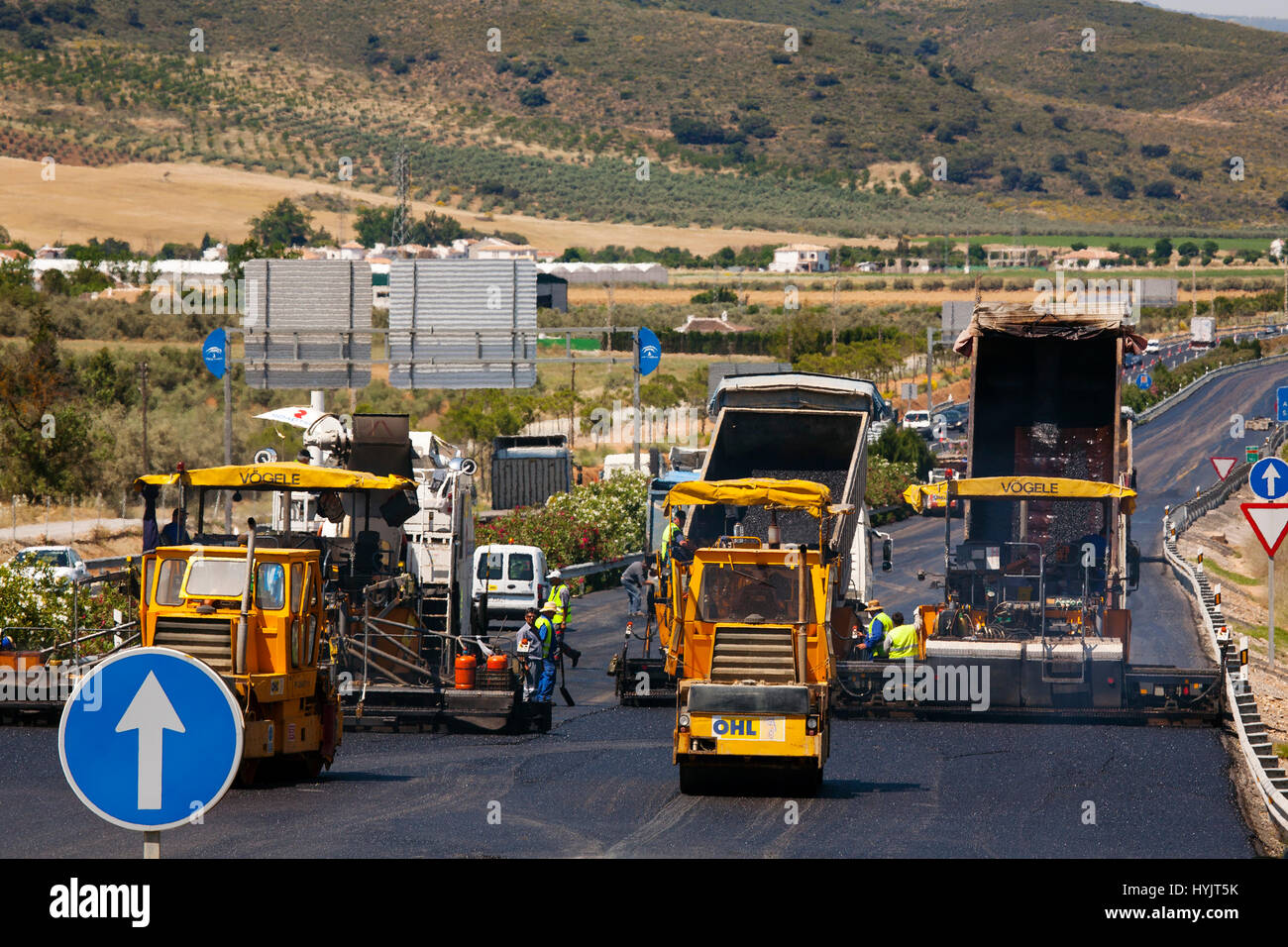 Flurförderzeug Verlegung Asphalt unterwegs im Bau. Andalusien Spanien, Europa Stockfoto