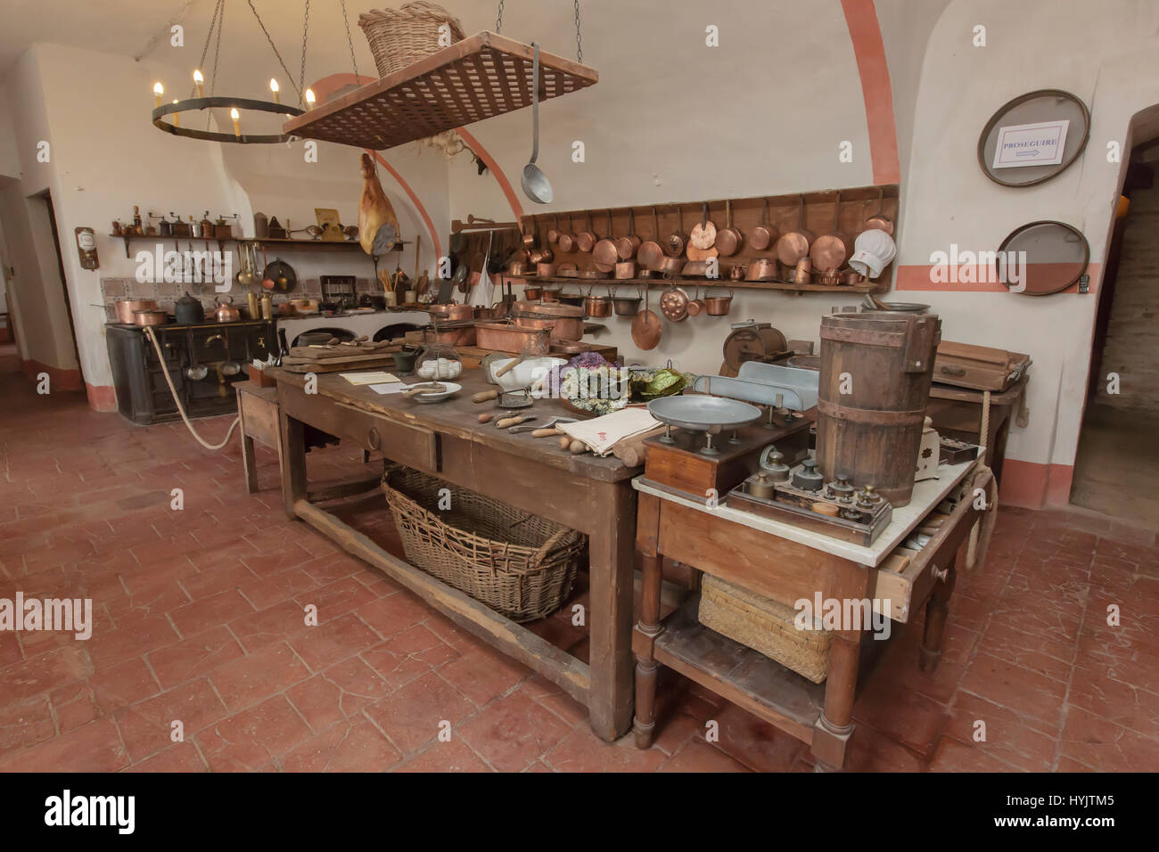 Pralormo Schloss, die alte Küche, Turin, Piemont, Italien, Europa Stockfoto